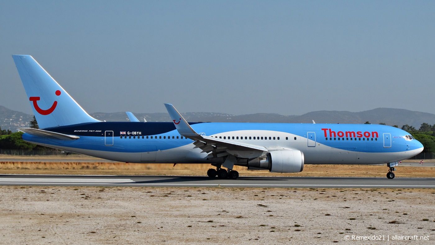 G-OBYH · Boeing 767-304(ER)(WL) · (FAO / LPFR)