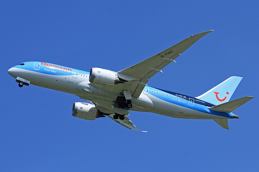 G-TUIC · Boeing 787-8 Dreamliner · (LGW / EGKK)
