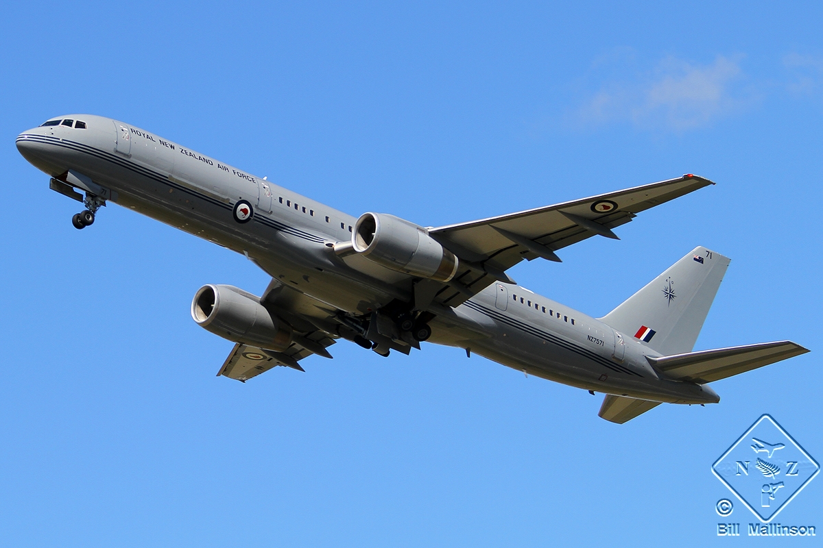 NZ7571 · Boeing 757-2K2 · (CHC / NZCH)