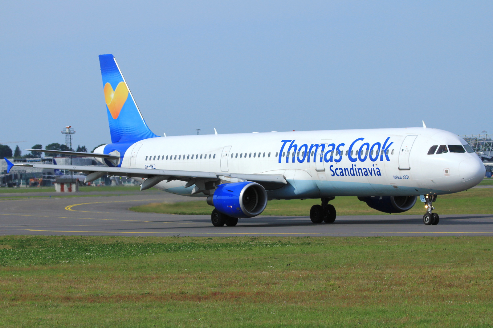 OY-VKC · Airbus A321-211 · (SVG / ENZV)
