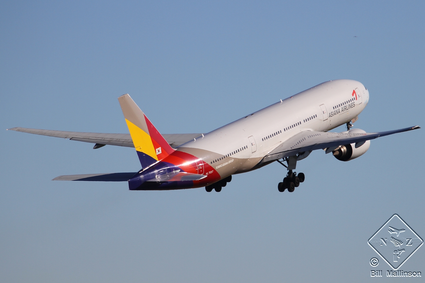 HL7597 · Boeing 777-28E/ER · (SYD / YSSY)