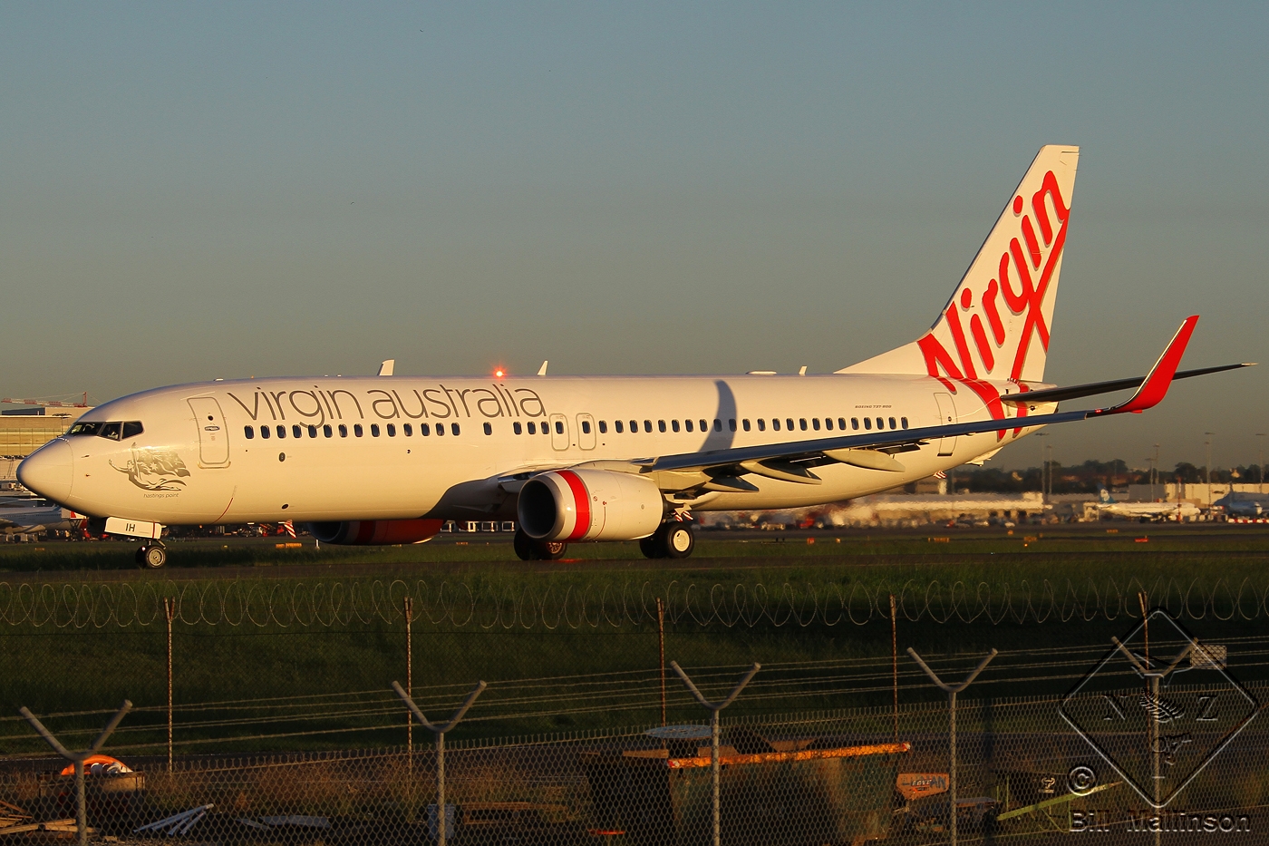 VH-YIH · Boeing 737-8FE · (SYD / YSSY)