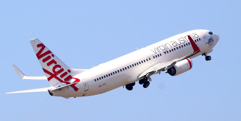 VH-YIY · Boeing 737-8FE · (SYD / YSSY)