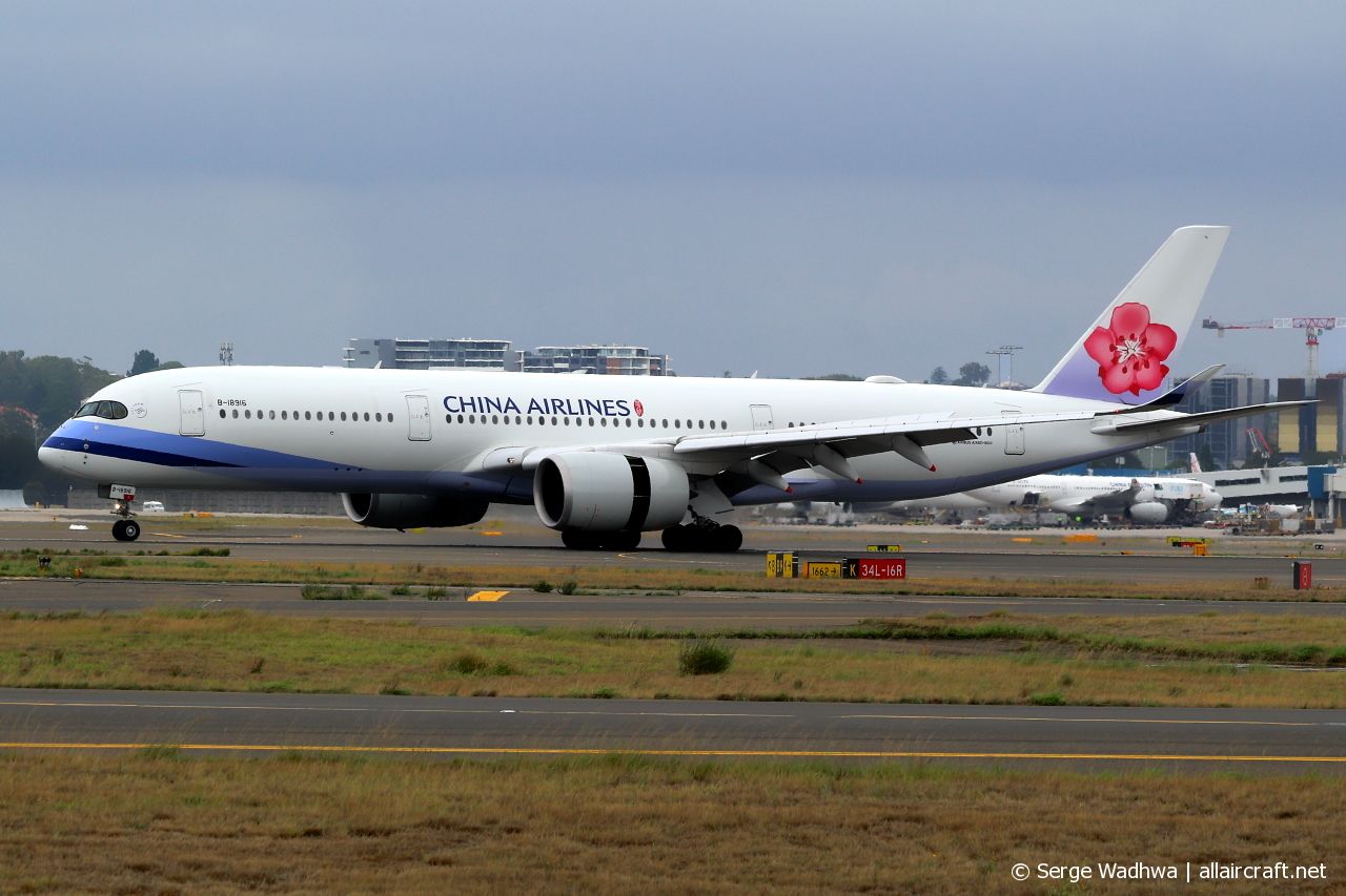 B-18916 · Airbus A350-941 · (SYD / YSSY)