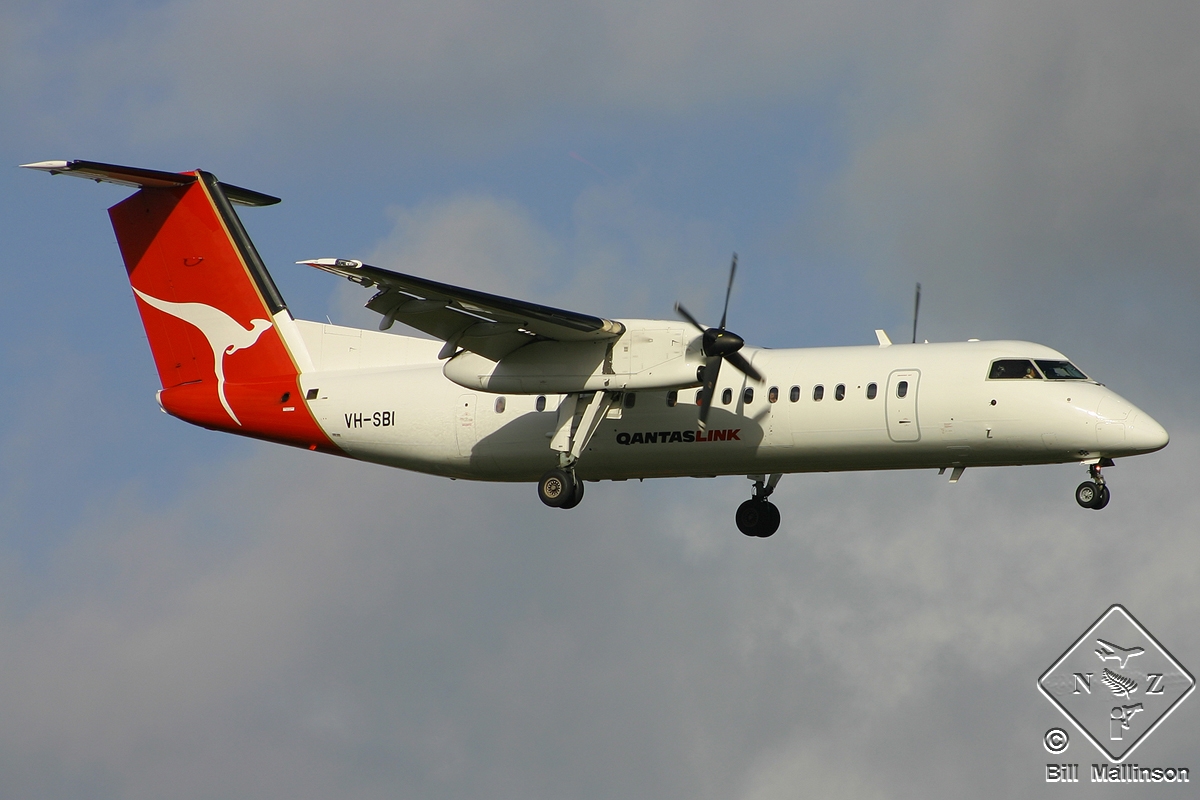 VH-SBI · Bombardier Dash 8-Q315 · (SYD / YSSY)