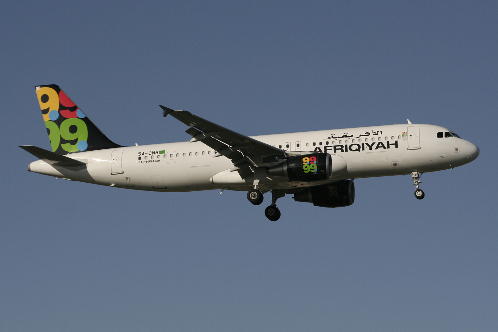 5A-ONB · Airbus A320-214 · (LIS / LPPT)