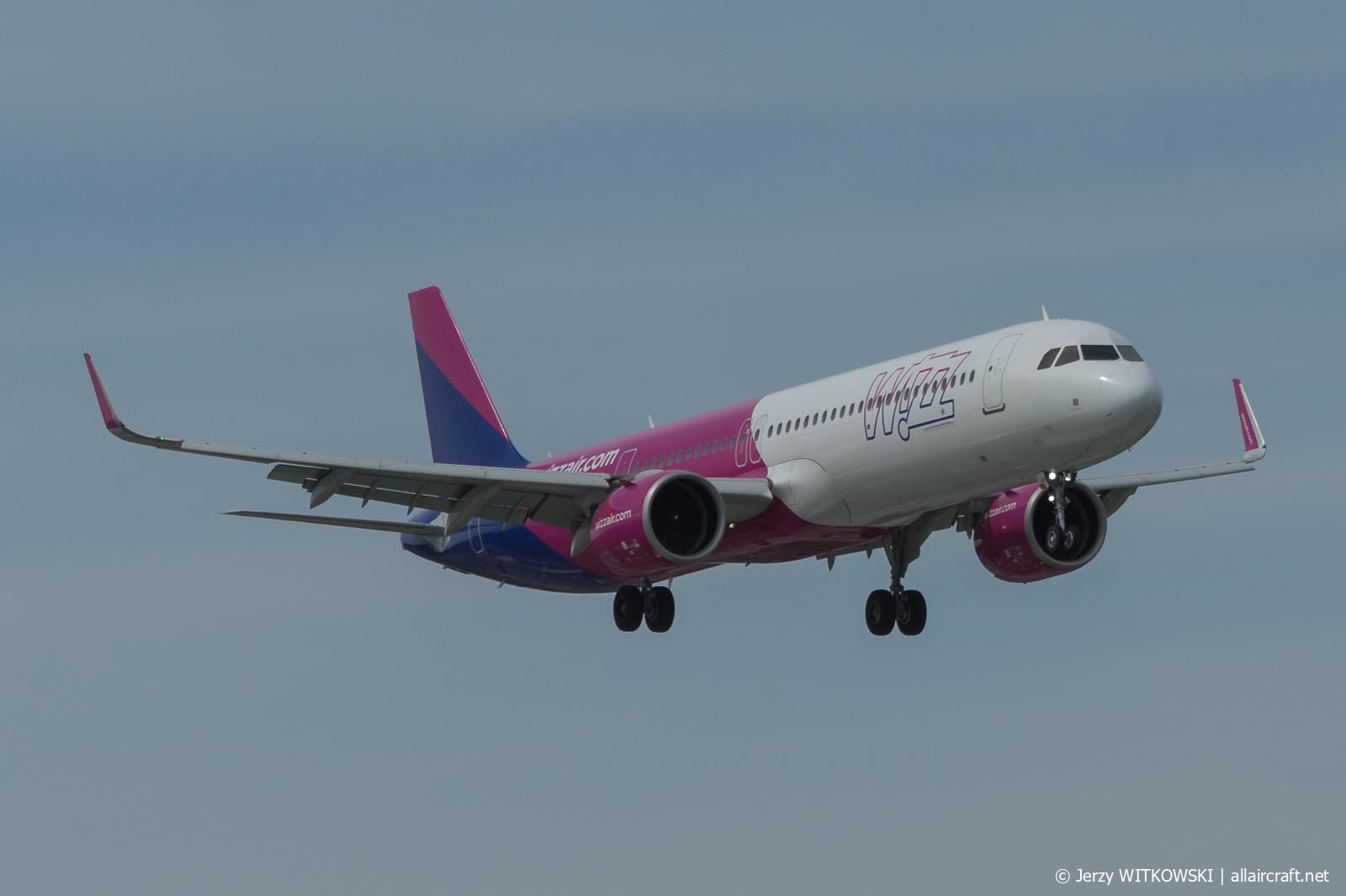 HA-LZR · Airbus A321-271NX · (WAW / EPWA)