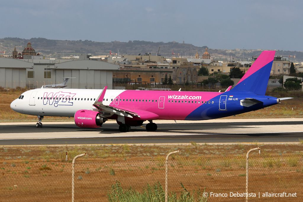 HA-LVI · Airbus A321-271NX · (MLA / LMML)