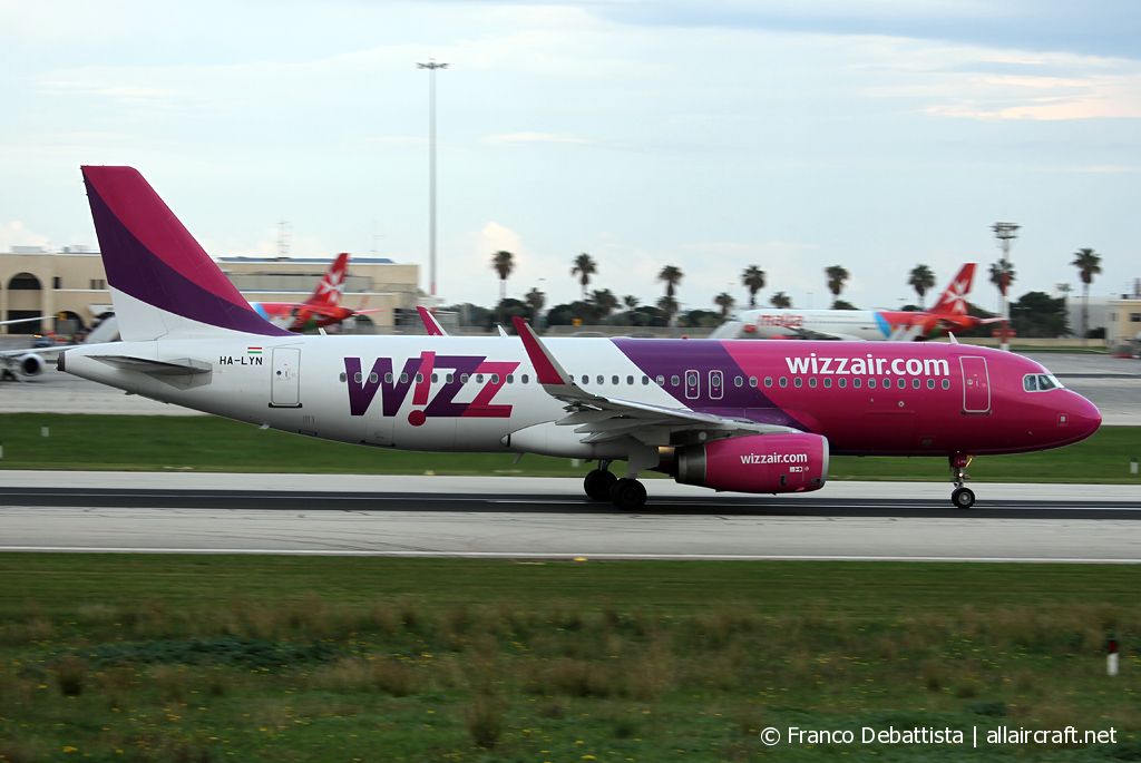 HA-LYN · Airbus A320-232(WL) · (MLA / LMML)