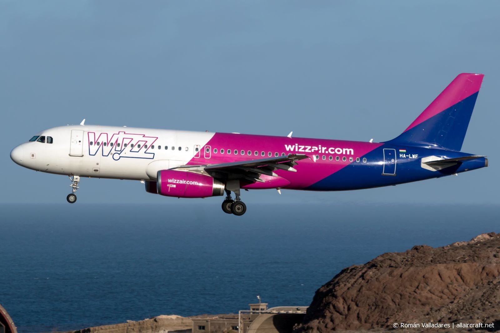 HA-LWF · Airbus A320-232 · (LPA / GCLP)