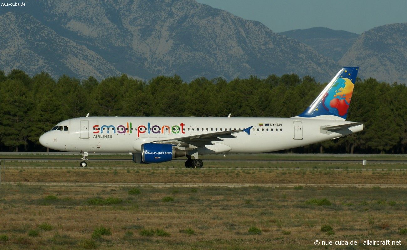 LY-SPI · Airbus A320-214 · (AYT / LTAI)