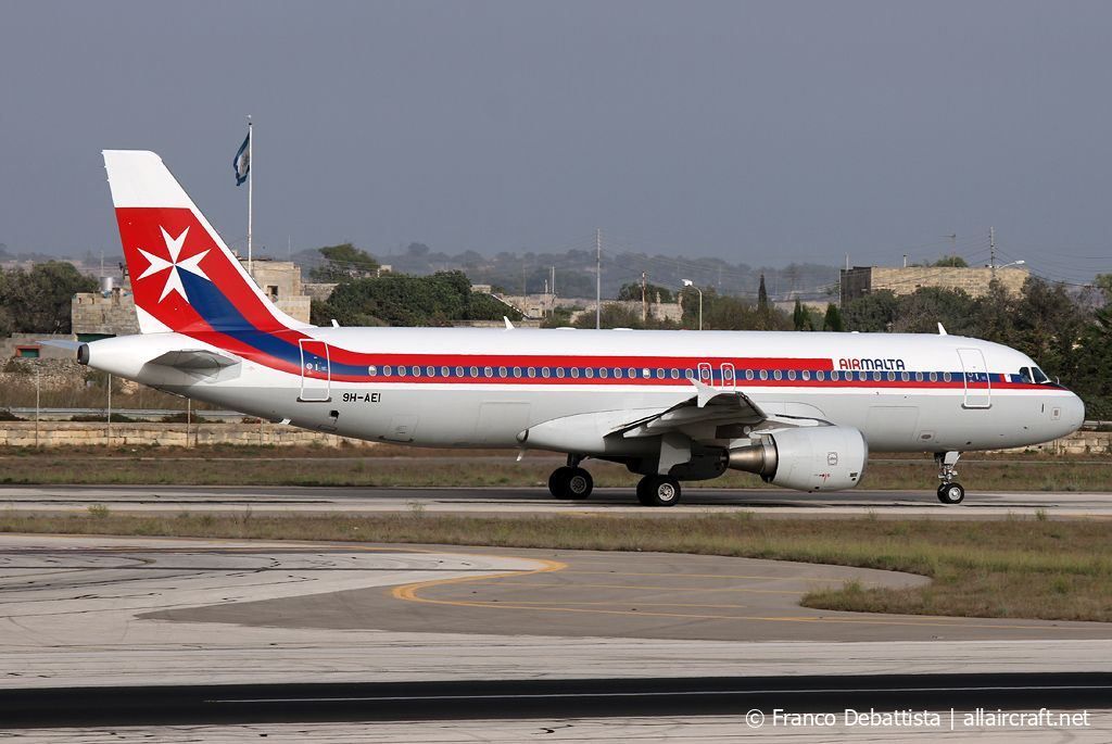 9H-AEI · Airbus A320-214 · (MLA / LMML)