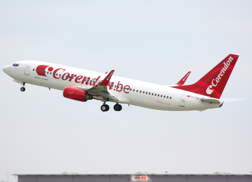 TC-TJL · Boeing 737-86J(WL) · (STR / EDDS)