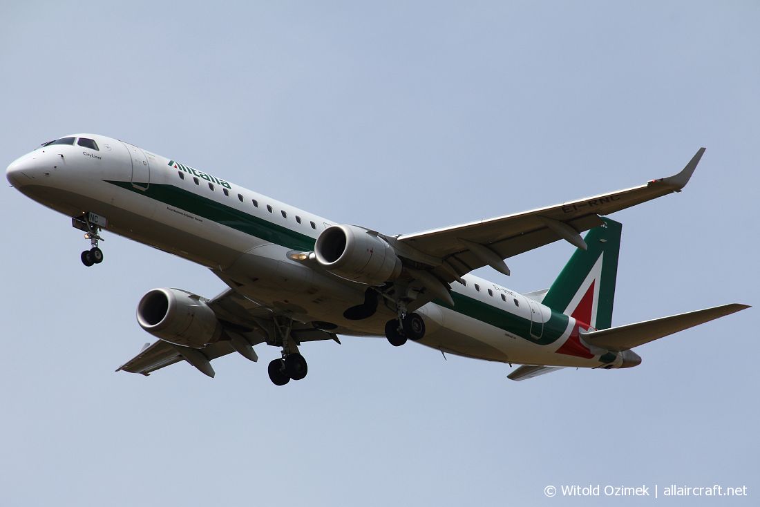 EI-RNC · Embraer 190-100LR · (FCO / LIRF)