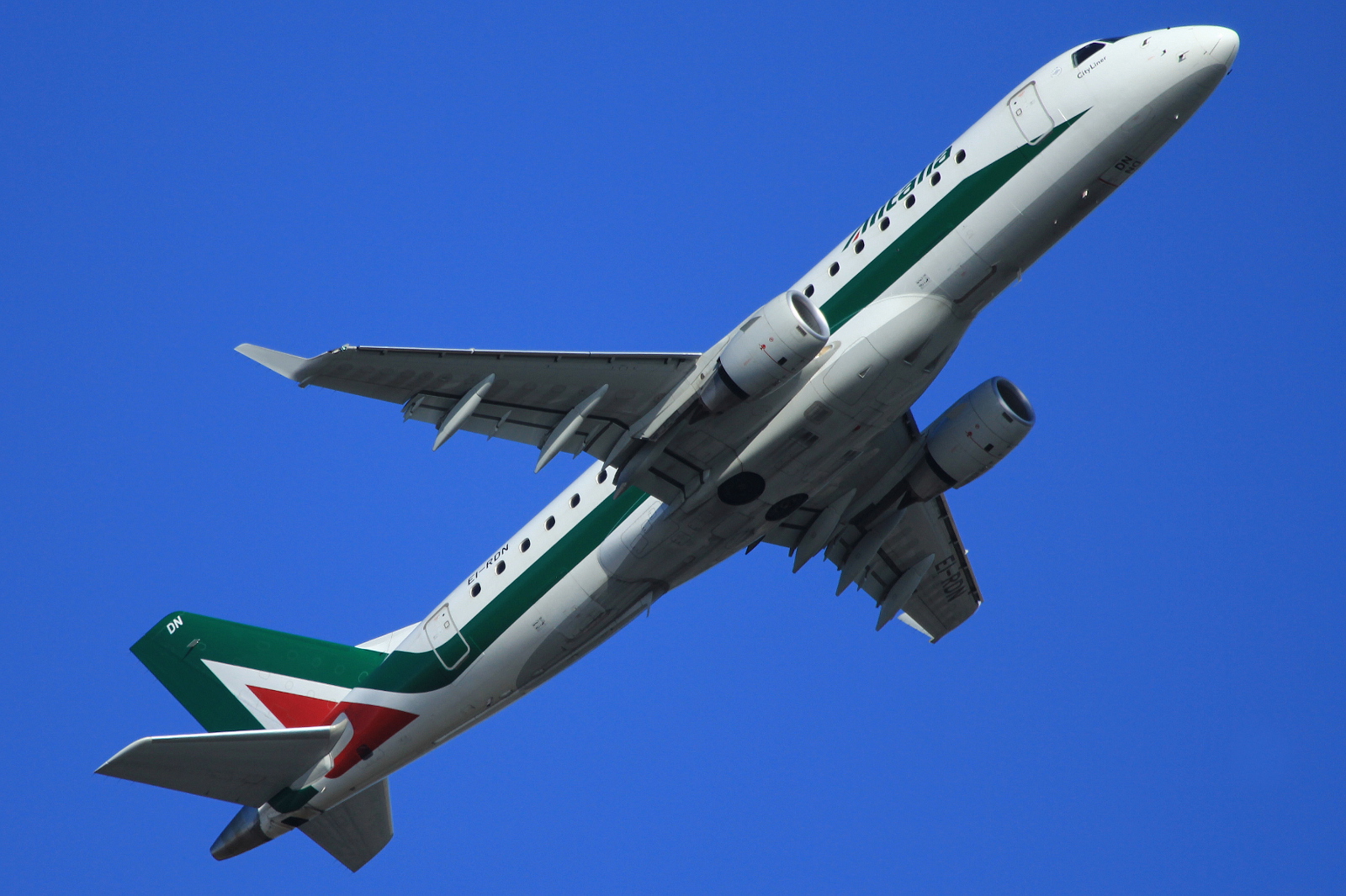 EI-RDN · Embraer 170-200STD · (FCO / LIRF)