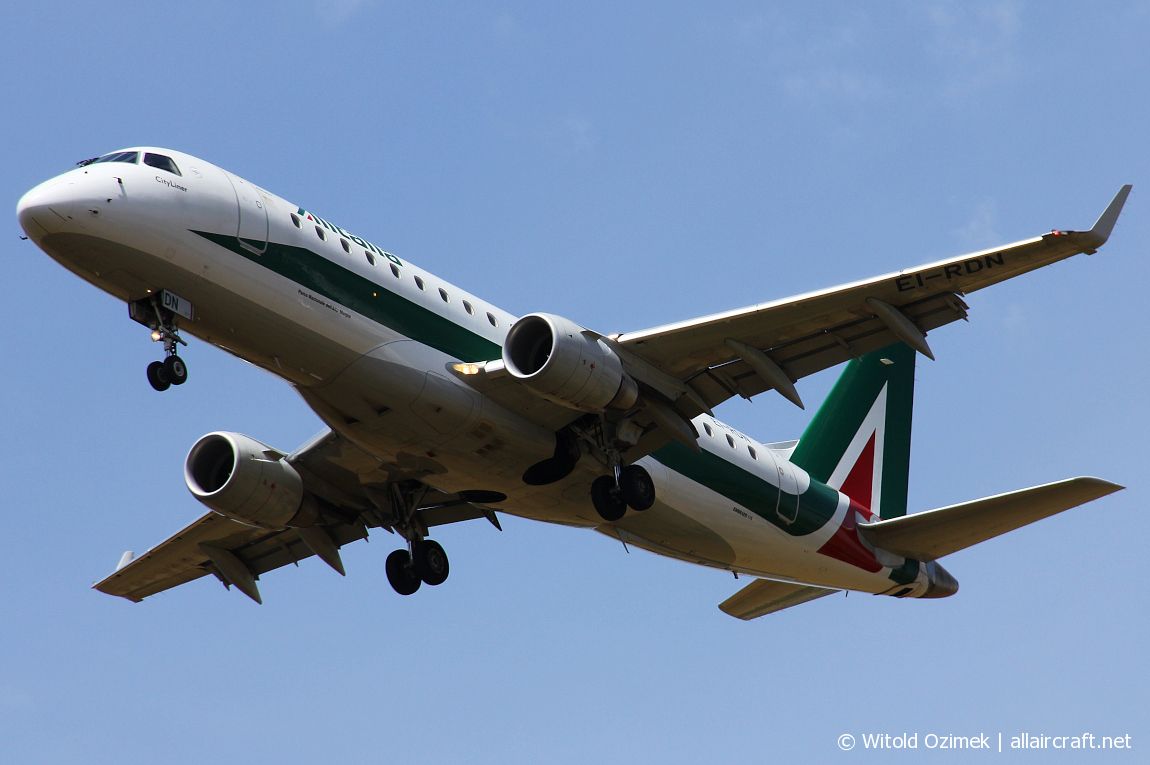 EI-RDN · Embraer 170-200STD · (FCO / LIRF)