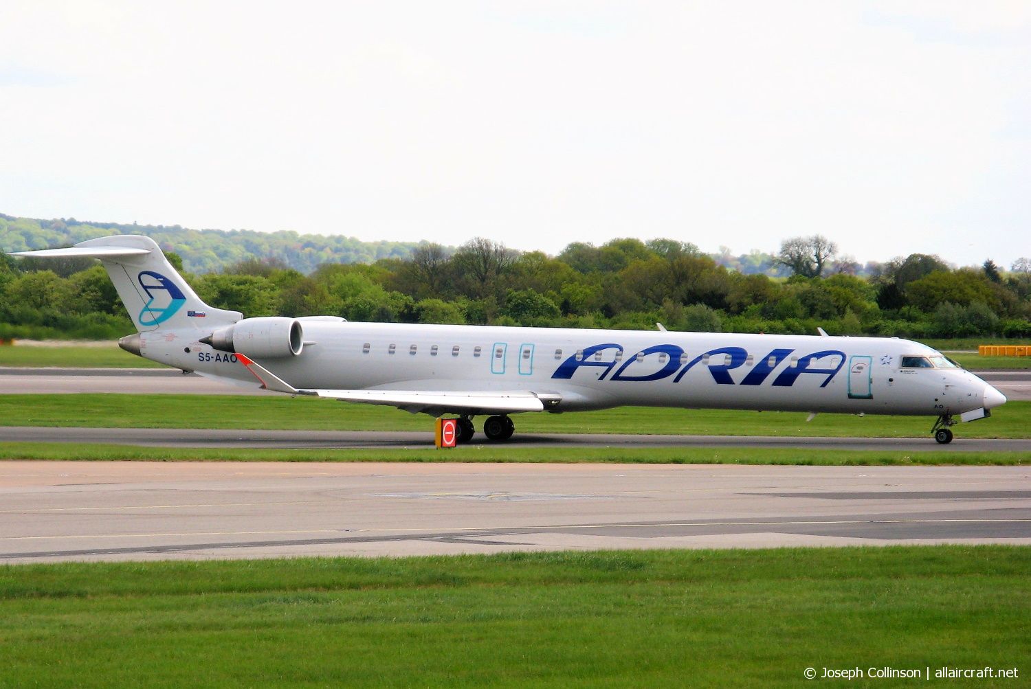 S5-AAO · Bombardier CRJ-900LR · (MAN / EGCC)