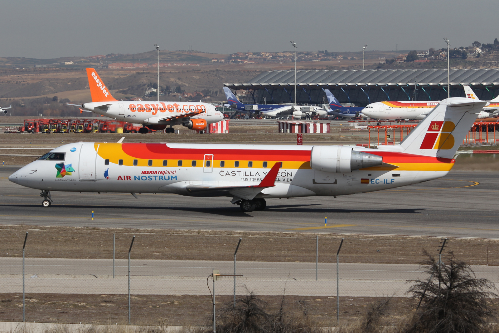EC-ILF · Bombardier CRJ-200ER · (MAD / LEMD)