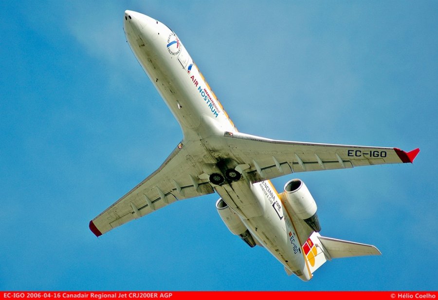 EC-IGO · Bombardier CRJ-200ER · (AGP / LEMG)