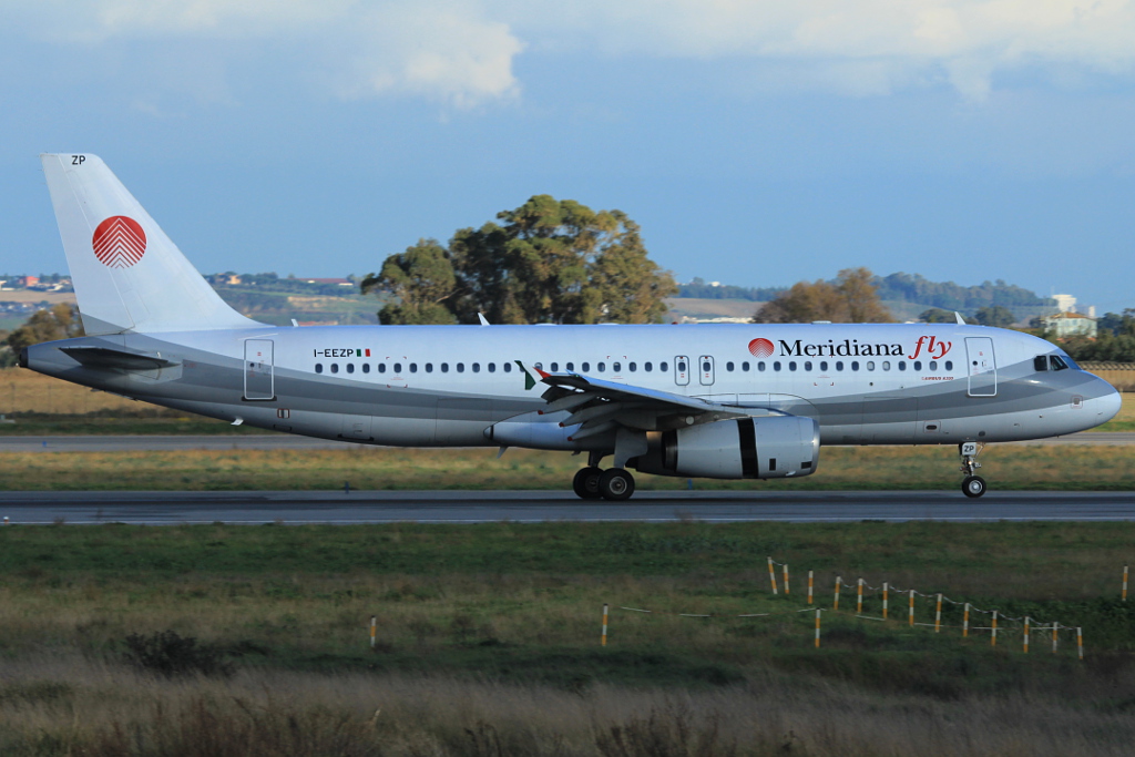 I-EEZP · Airbus A320-233 · (FCO / LIRF)