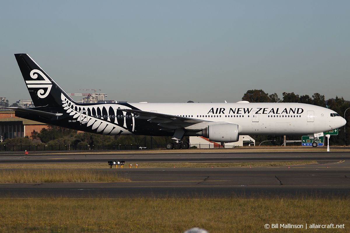 ZK-OKF · Boeing 777-219/ER · (SYD / YSSY)