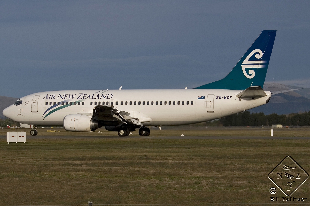 ZK-NGF · Boeing 737-3U3 · (CHC / NZCH)