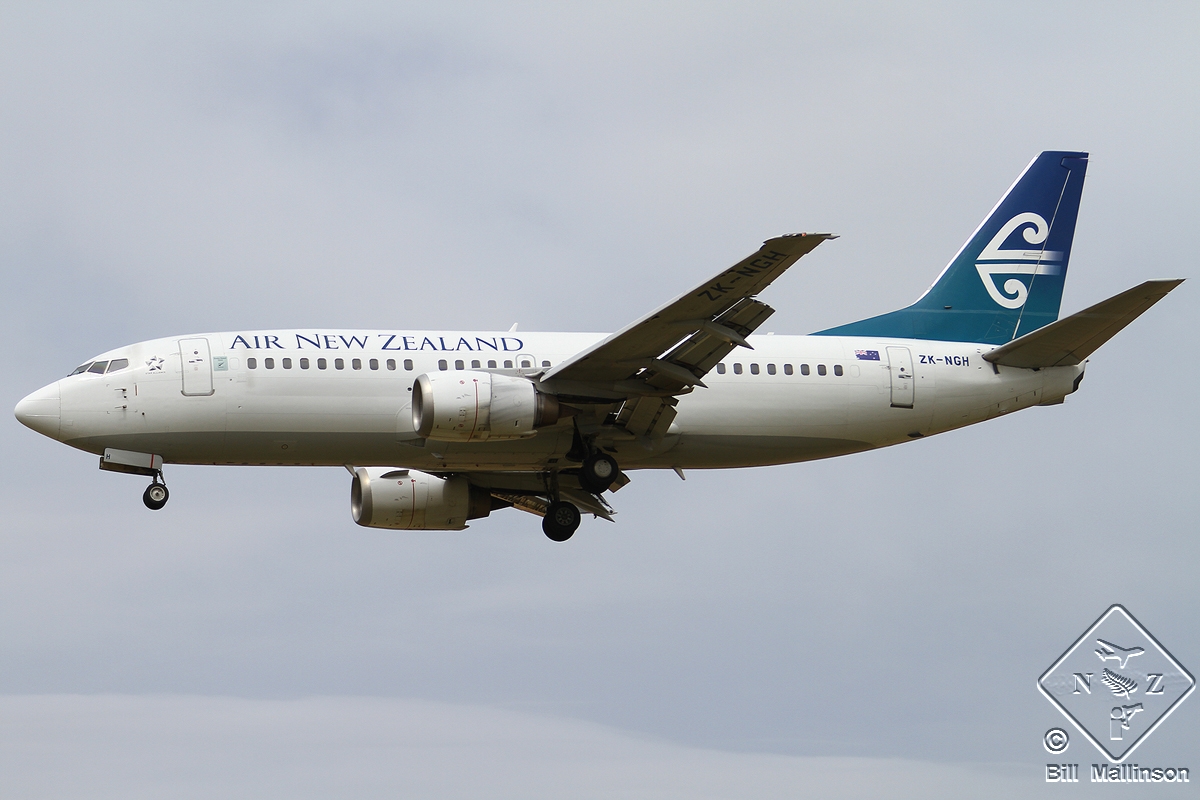 ZK-NGH · Boeing 737-319 · (CHC / NZCH)