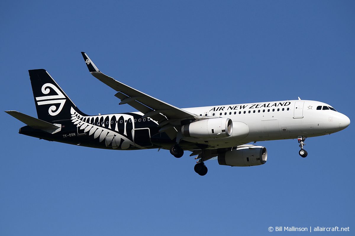 ZK-OXH · Airbus A320-232 · (CHC / NZCH)
