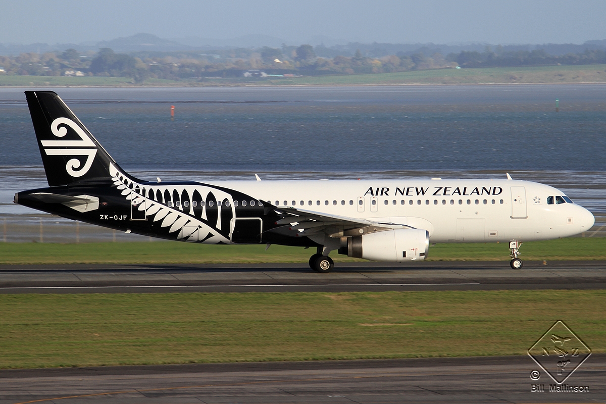 ZK-OJF · Airbus A320-232 · (AKL / NZAA)