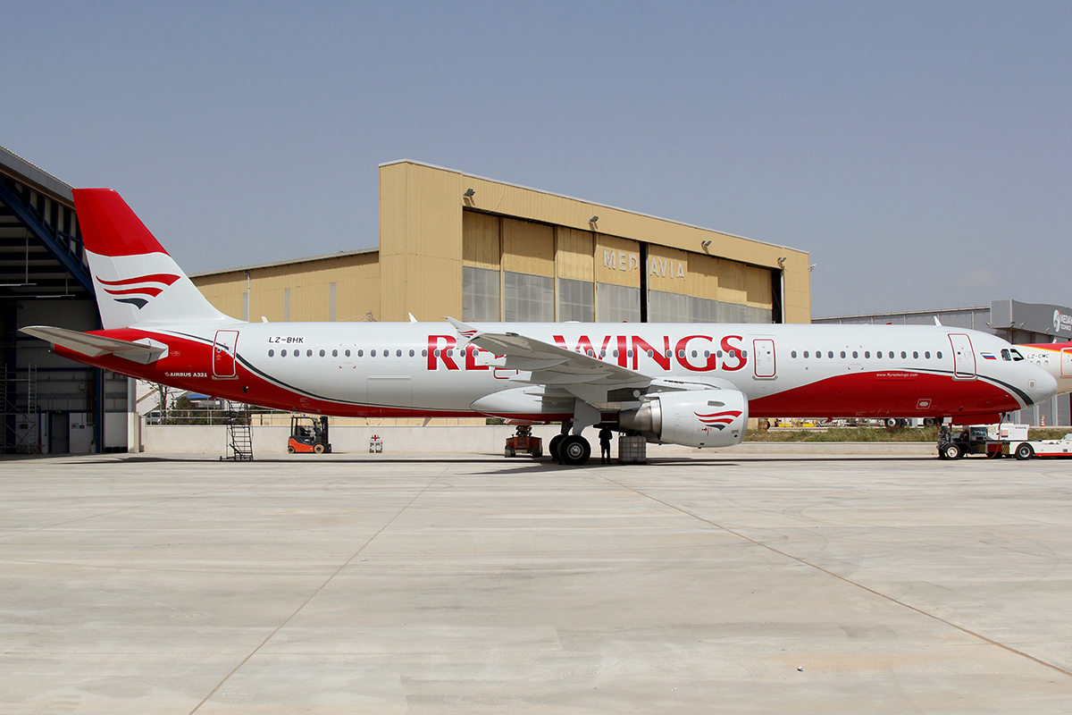 LZ-BHK · Airbus A321-211 · (MLA / LMML)