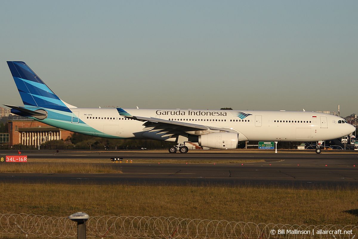 PK-GPX · Airbus A330-343 · (SYD / YSSY)