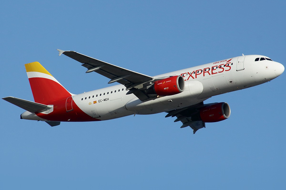 EC-MEH · Airbus A320-214 · (LPA / GCLP)