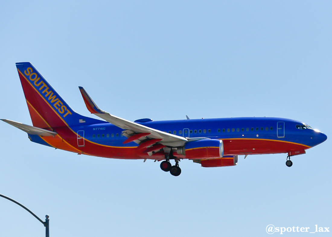 N7741C · Boeing 737-7BD(WL) · (LAX / KLAX)