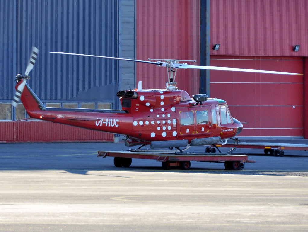 OY-HUC · Bell 212 · (GOH / BGGH)