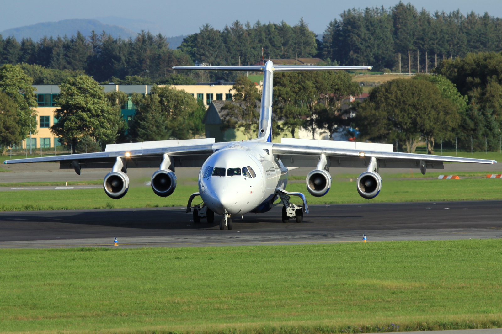 OY-RCC · British Aerospace Avro 146-RJ100 · (SVG / ENZV)