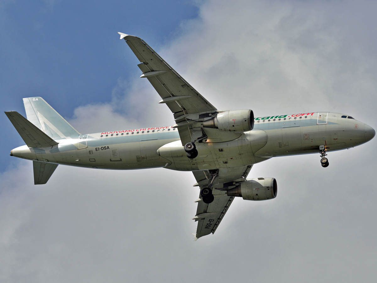 EI-DSA · Airbus A320-214 · (CPH / EKCH)