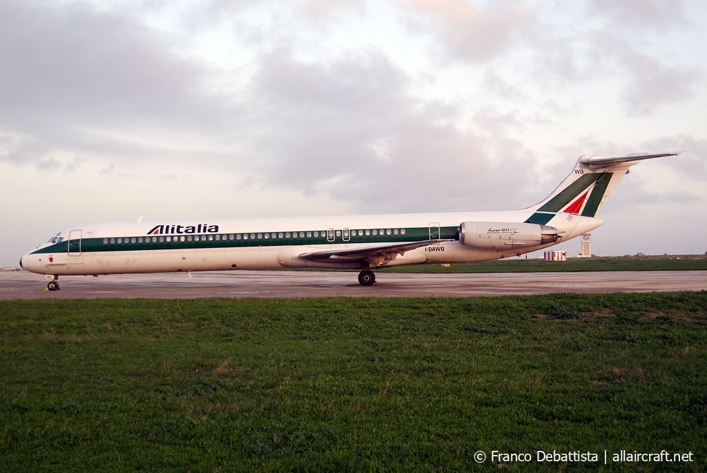 I-DAWQ · McDonnell Douglas MD-82 · (MLA / LMML)