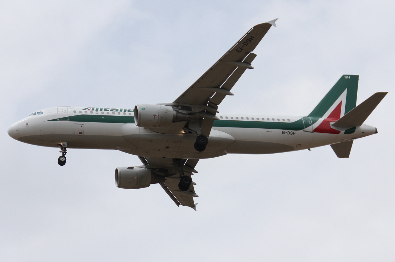 EI-DSH · Airbus A320-216 · (FCO / LIRF)