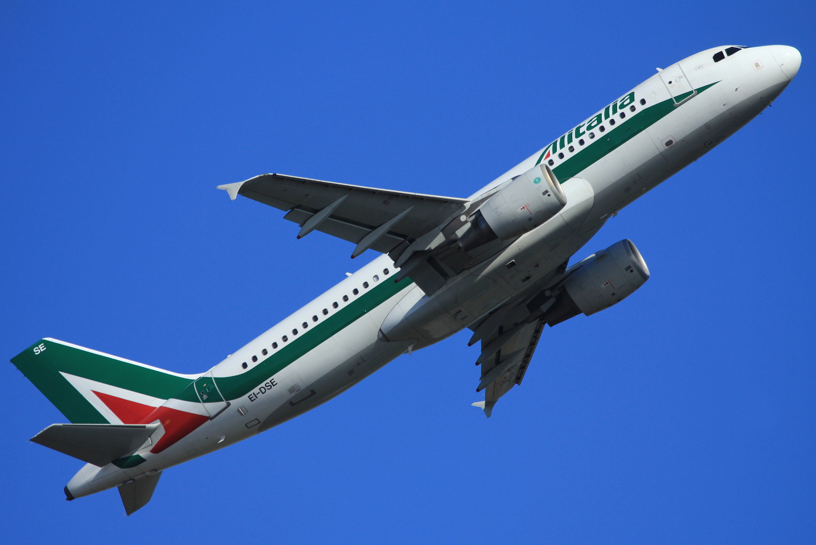 EI-DSE · Airbus A320-216 · (FCO / LIRF)