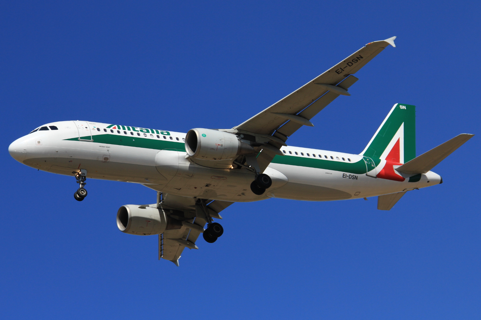 EI-DSN · Airbus A320-216 · (FCO / LIRF)