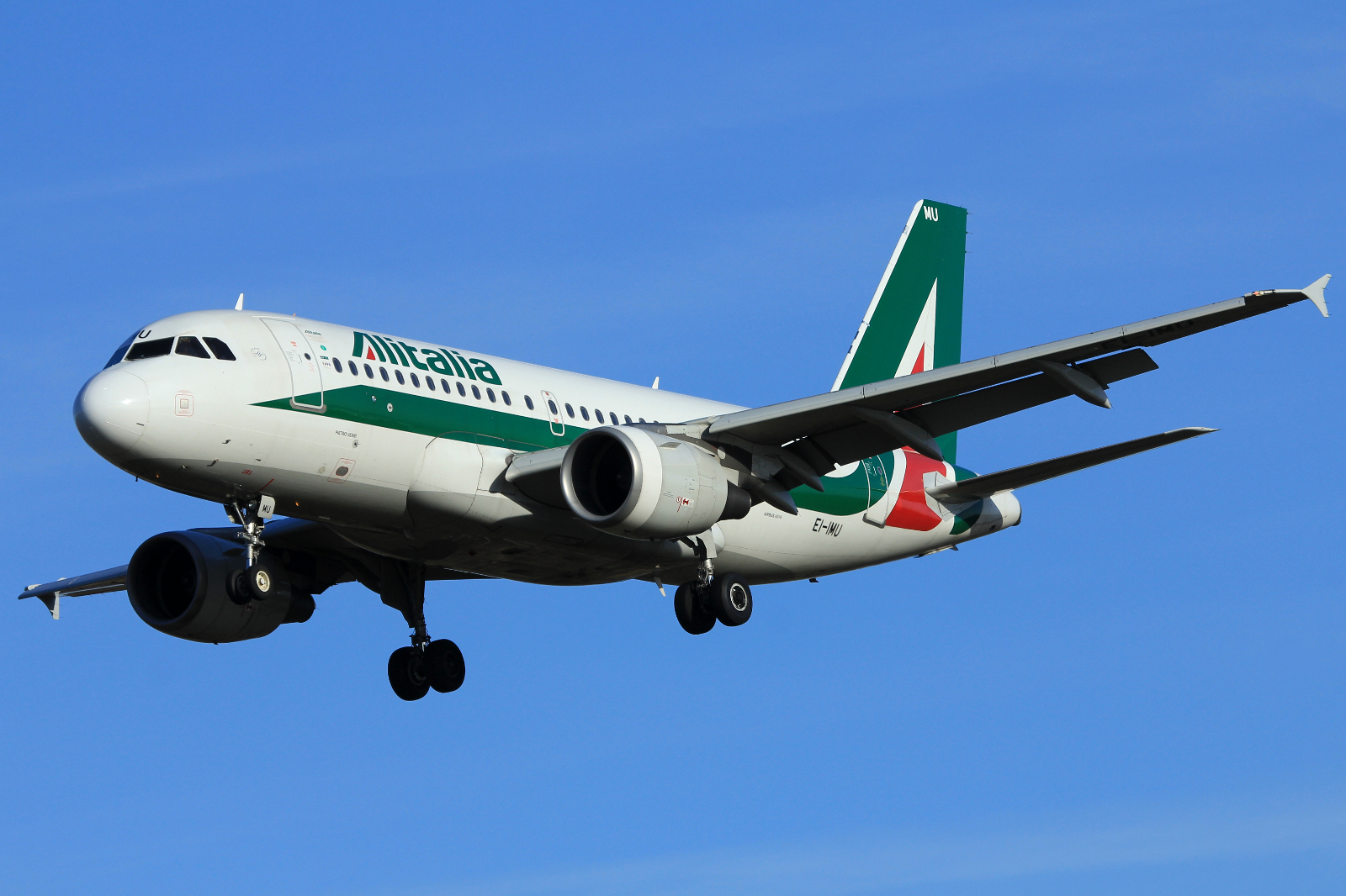 EI-IMU · Airbus A319-111 · (KRK / EPKK)