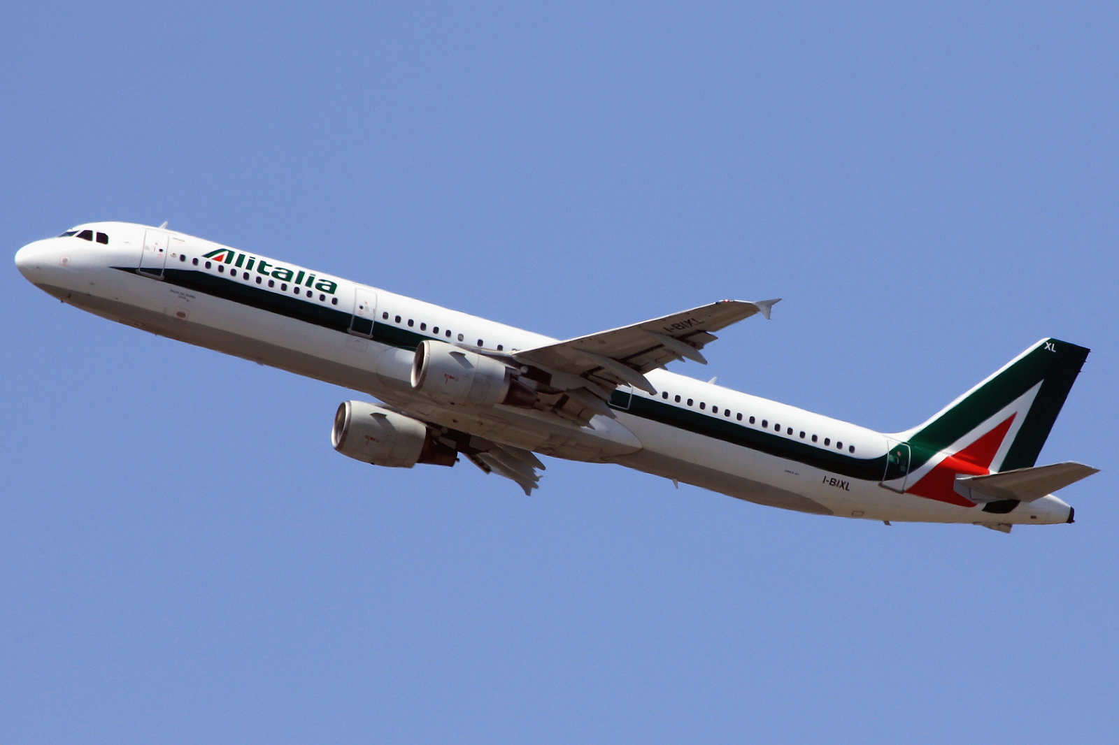 I-BIXL · Airbus A321-112 · (FCO / LIRF)