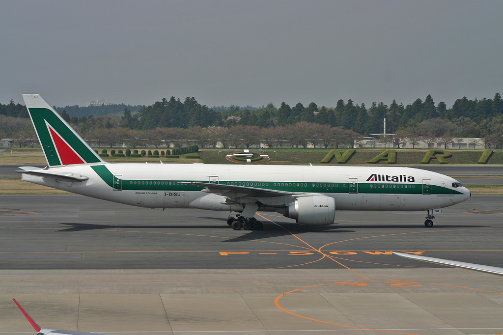 I-DISU · Boeing 777-243/ER · (NRT / RJAA)