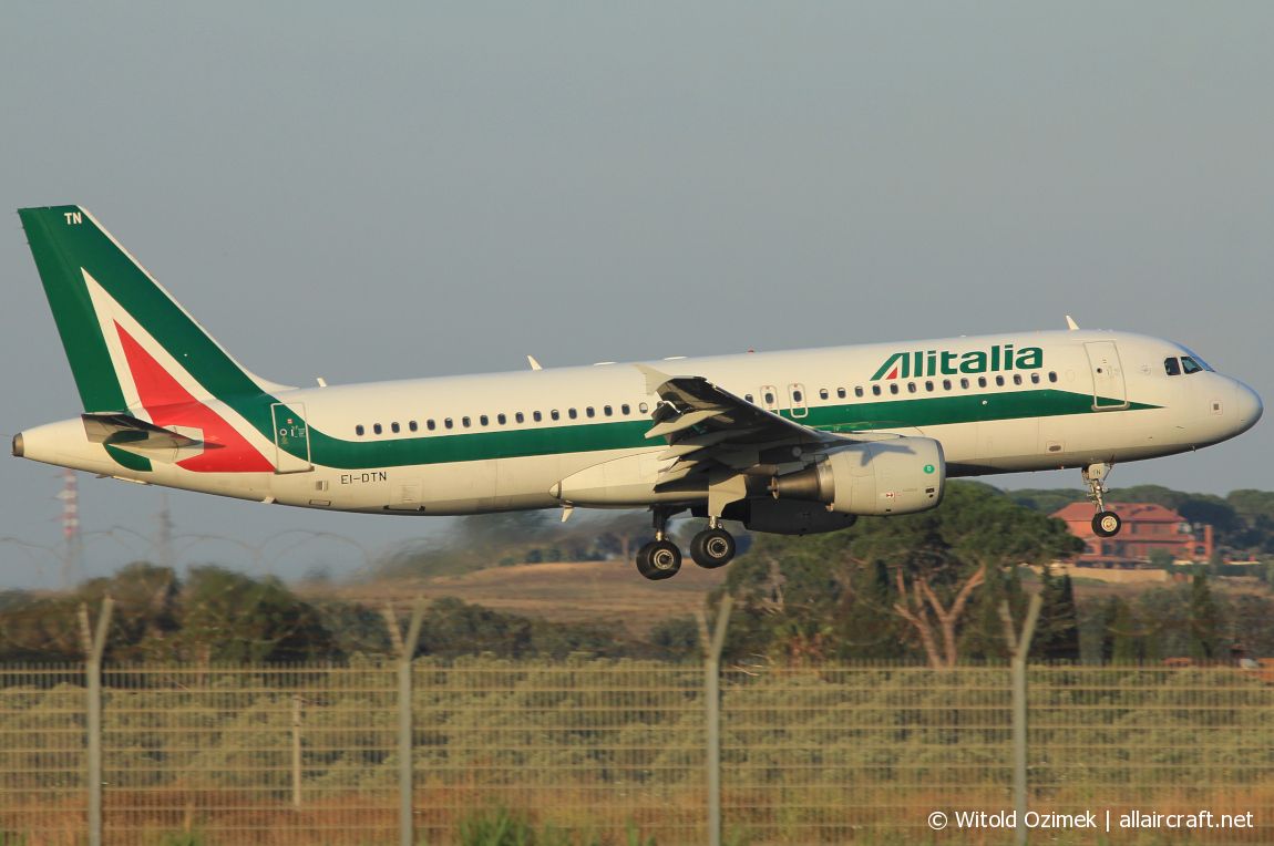 EI-DTN · Airbus A320-216 · (FCO / LIRF)