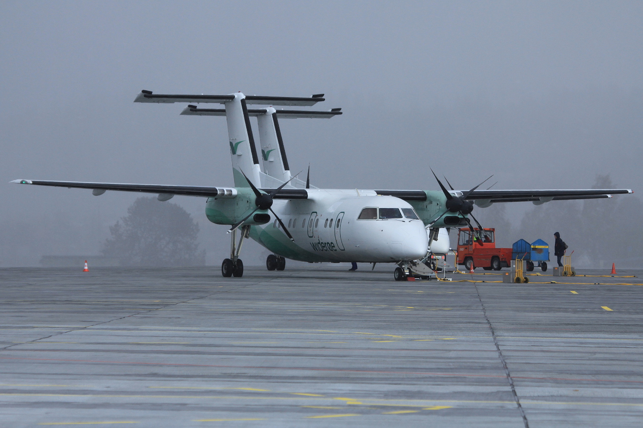 LN-WIM · De Havilland Canada DHC-8-103 Dash 8 · (TRD / ENVA)