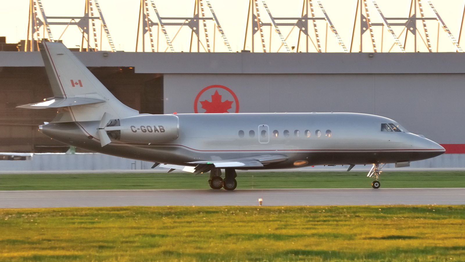 C-GOAB · Dassault Falcon 2000EX · (YUL / CYUL)