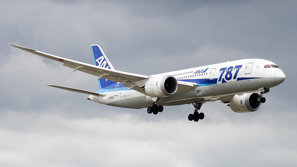 JA808A · Boeing 787-8 Dreamliner · (MNL / RPLL)