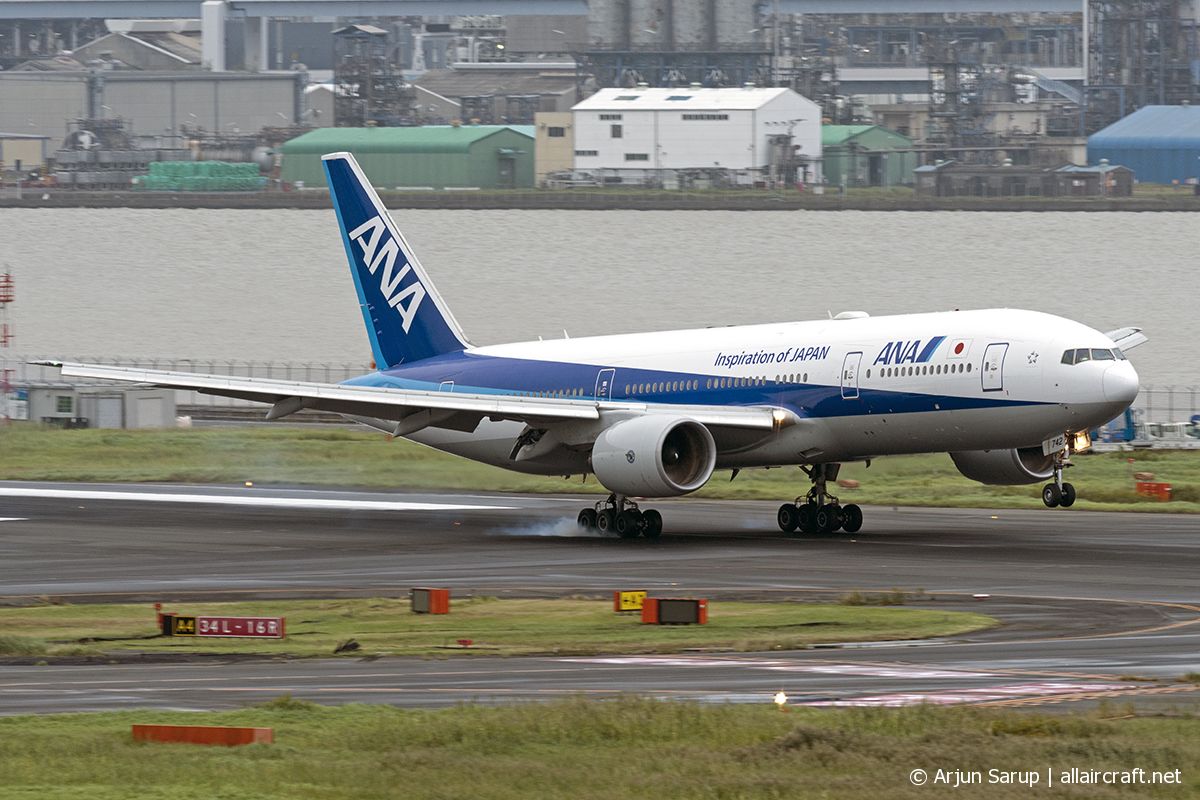 JA742A · Boeing 777-281/ER · (HND / RJTT)