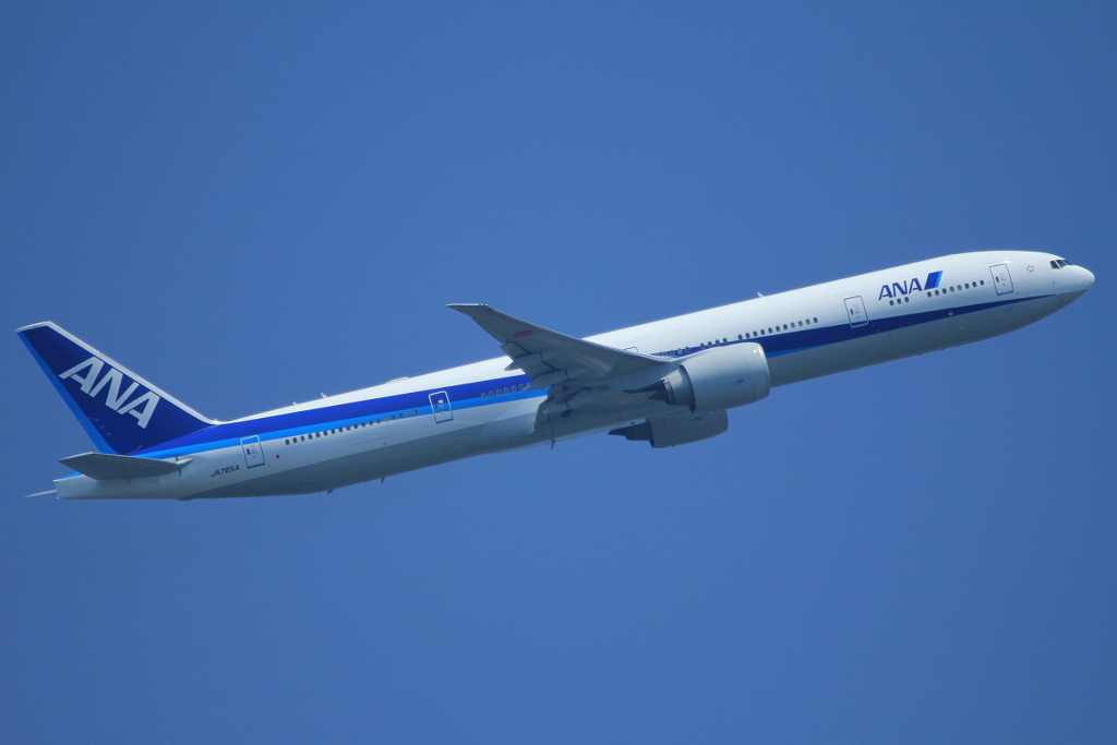JA785A · Boeing 777-381/ER · (JFK / KJFK)