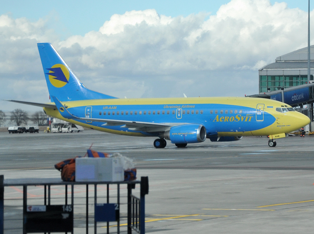 UR-AAM · Boeing 737-59D(WL) · (PRG / LKPR)